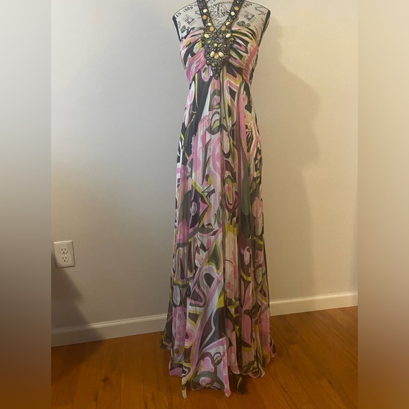 Jovani Dresses & Skirts - Dolce Jovani dress size 12